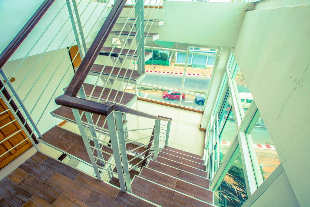 The Circle Residence ジョムティエンビーチ エクステリア 写真